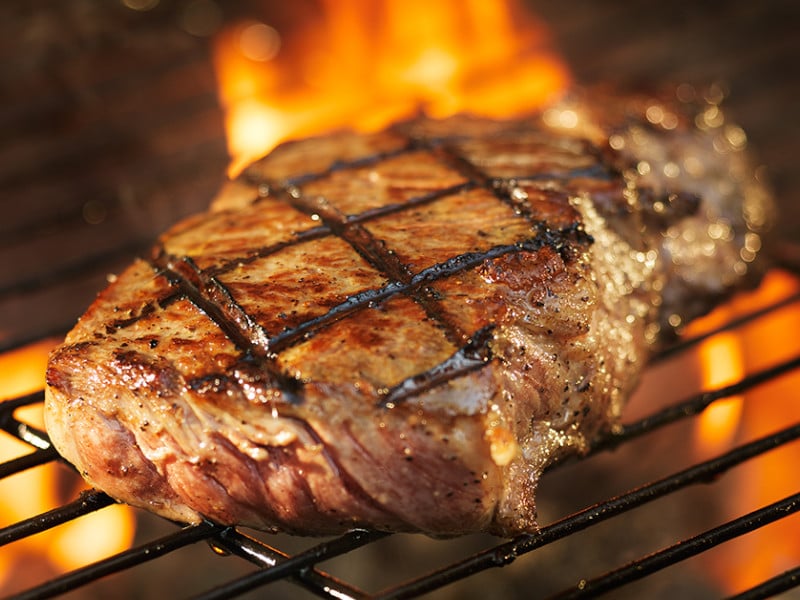 Bife de chorizo a la parrilla