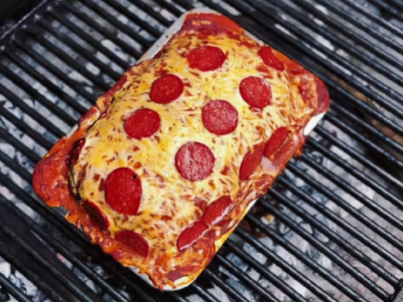 Pan de Carne Ahumado a la Pizza con Queso