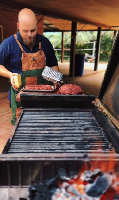 preparacion-pan-carne-parrilla