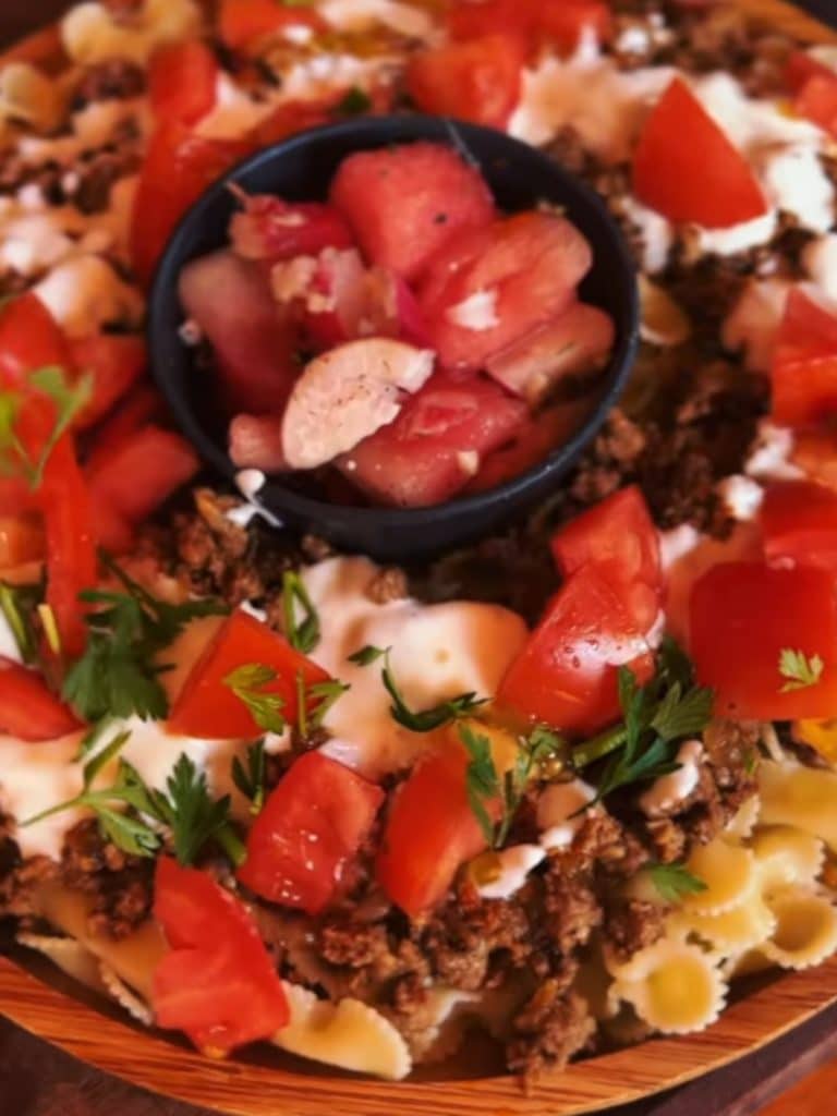 Pasta Turca con Salsa de Sandia servido Pasta Turca con Salsa de Sandia servido
